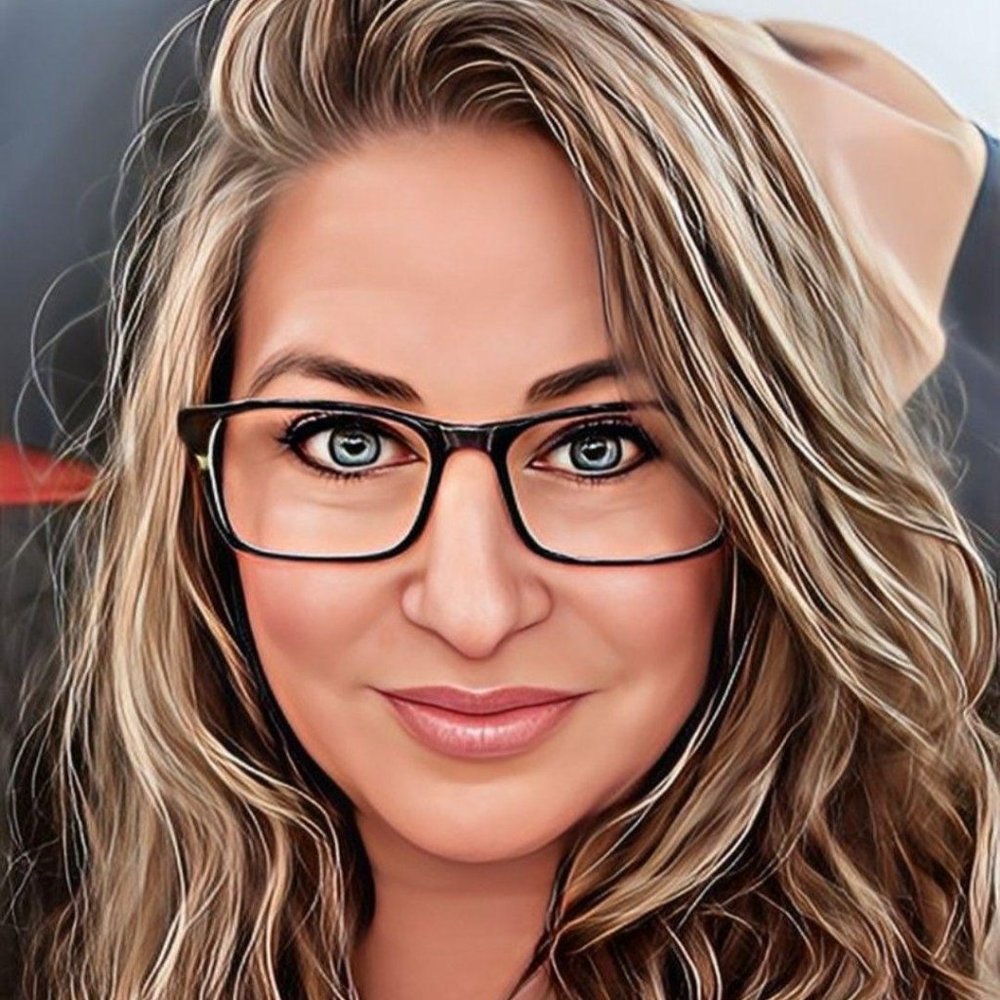 Meet your Posher, Suzanne